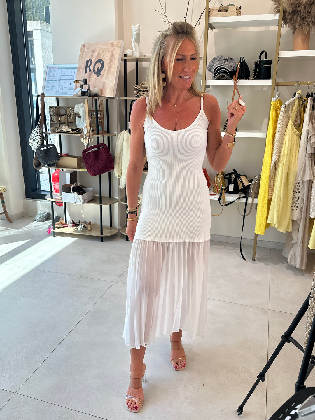 Robe longue jupon blanc 081089