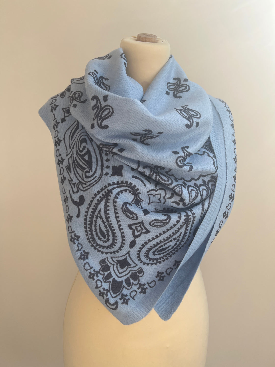 Écharpe bandana bleu