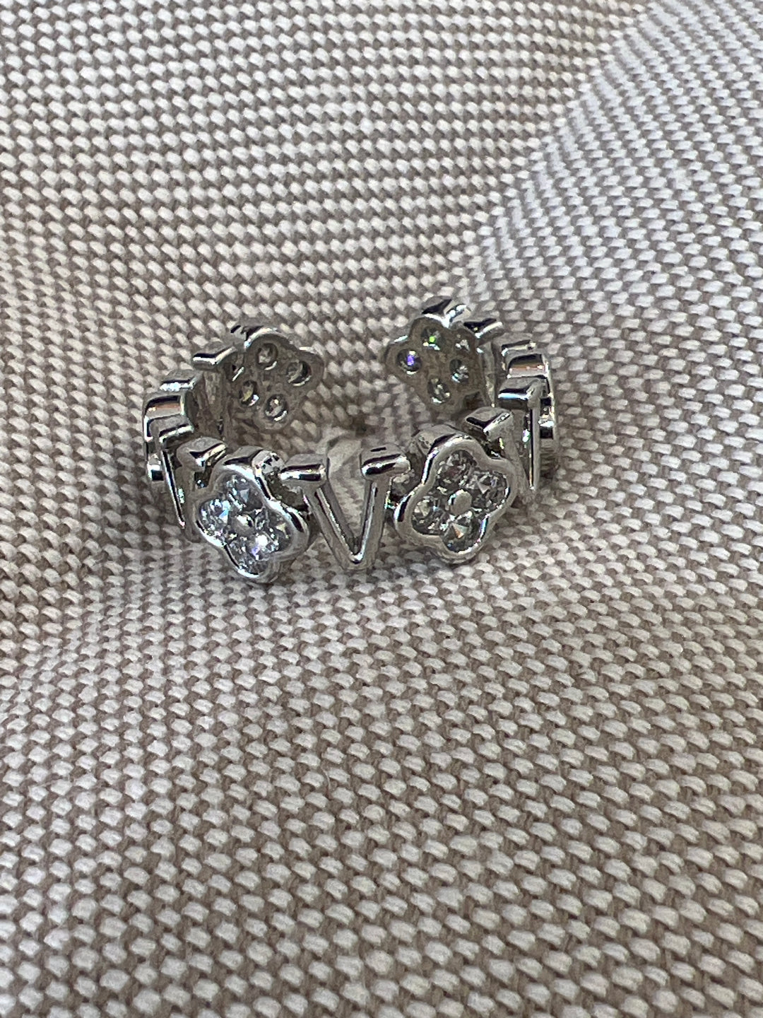 Bague V trèfles strass argent