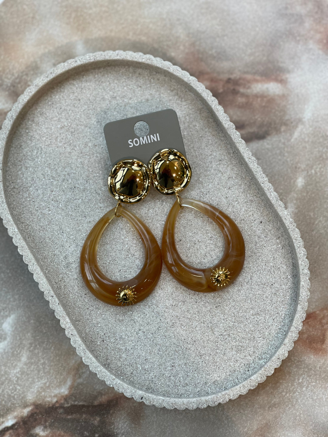 Boucles d’oreilles marron caramel nuances ambrées
