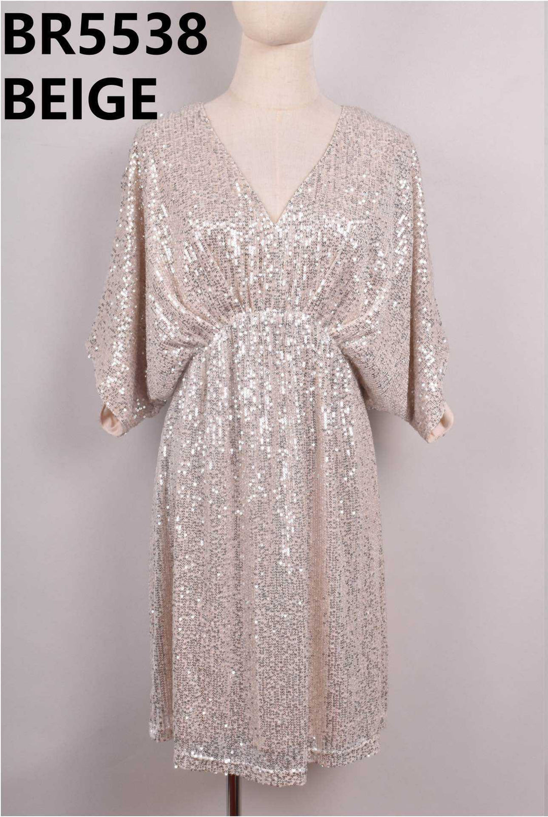 Robe velours aux sequin beige J-5538