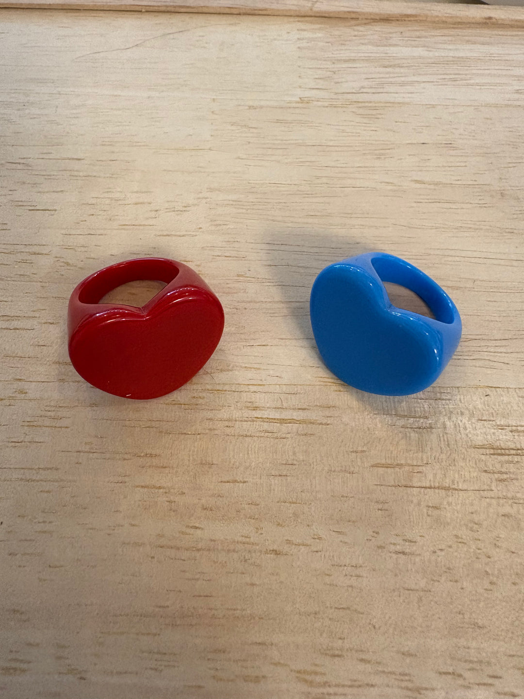 Ensemble bague plastique coeur