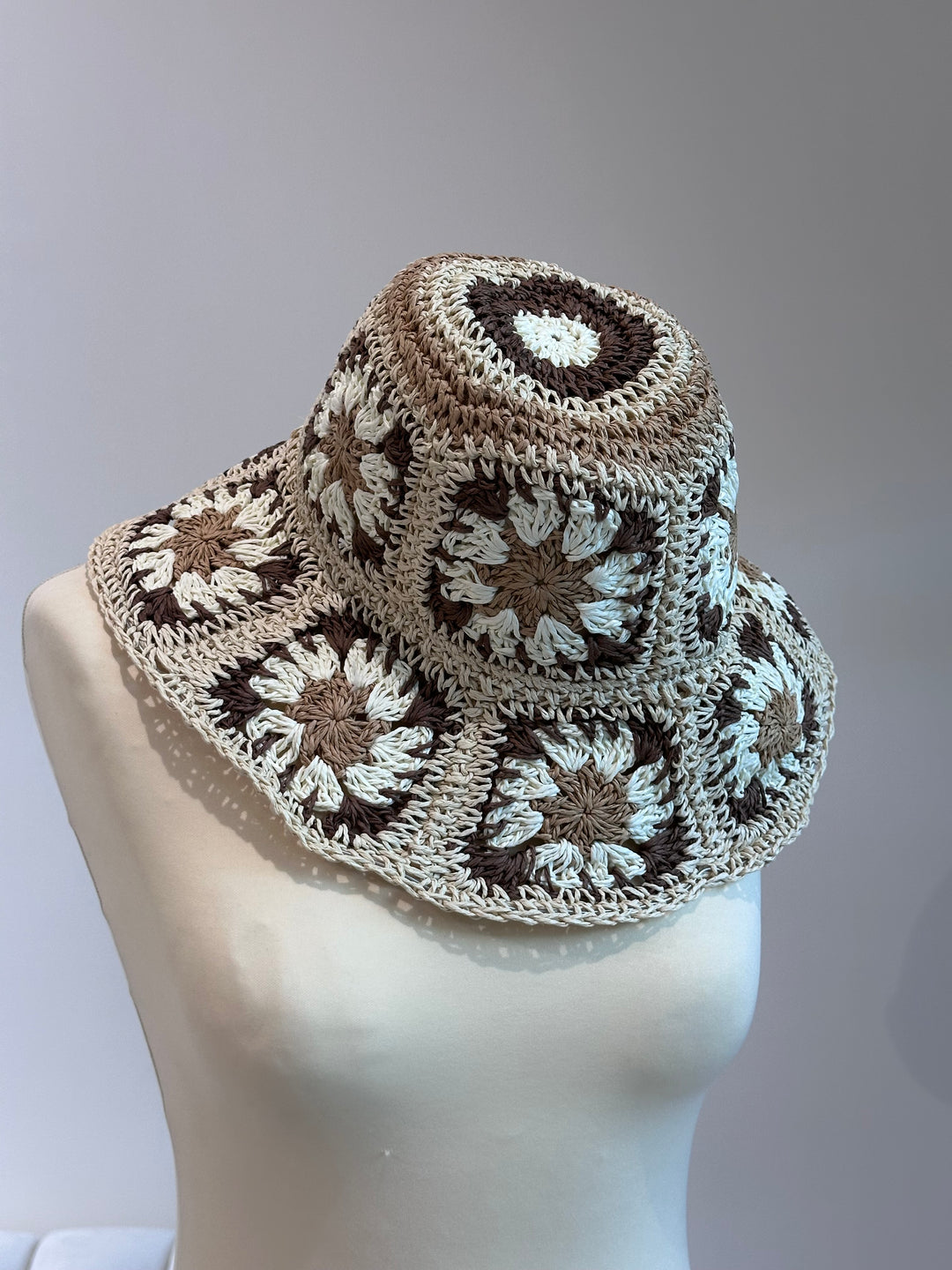 Chapeau paille fleur marron