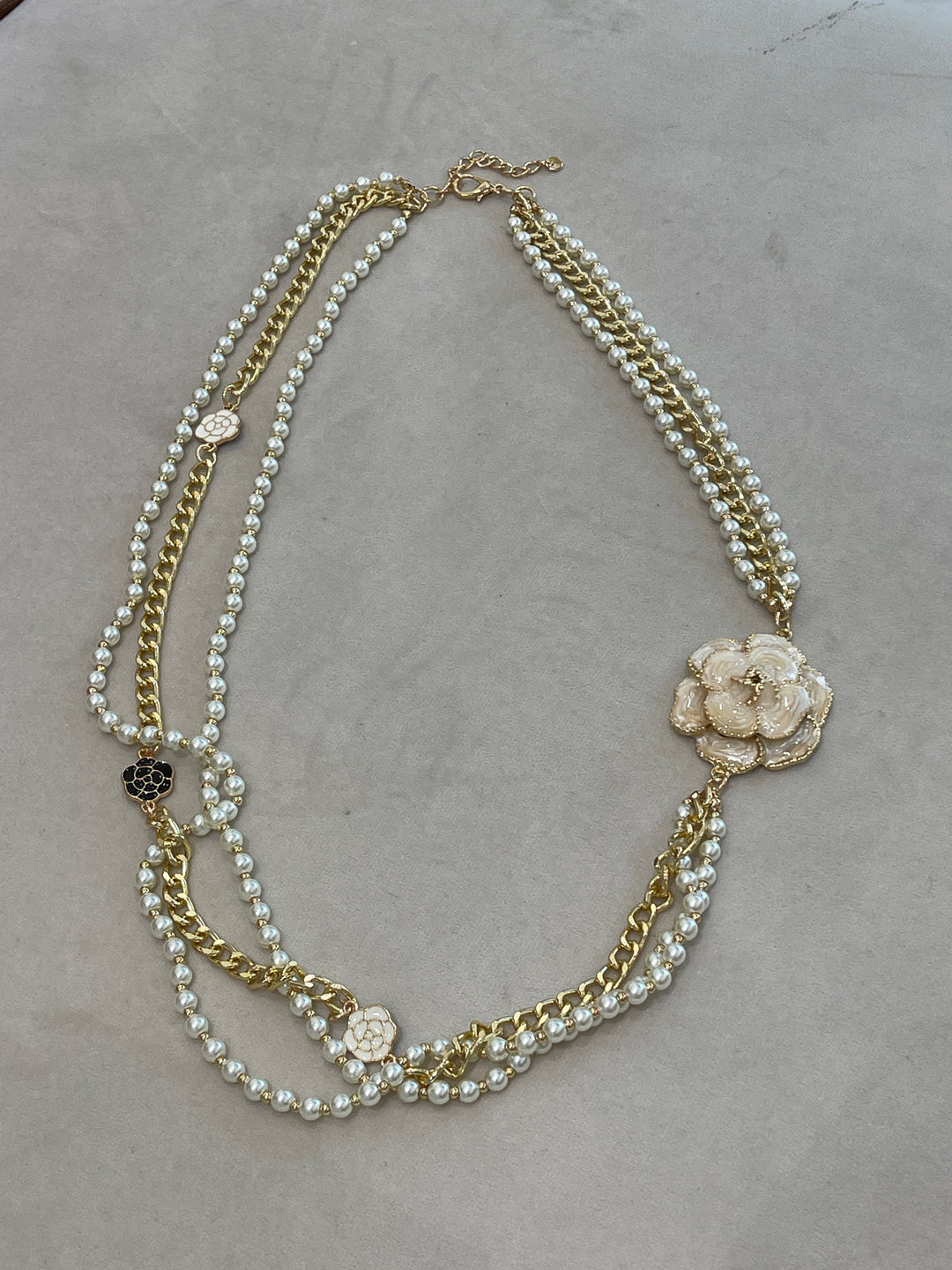 Collier chacha blanc