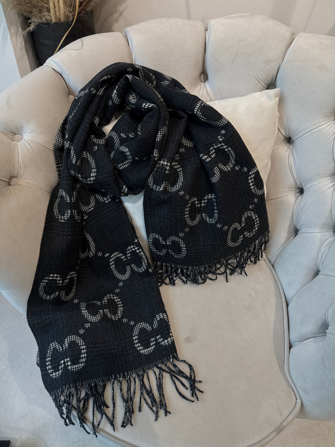 Écharpe noir/gris double C
