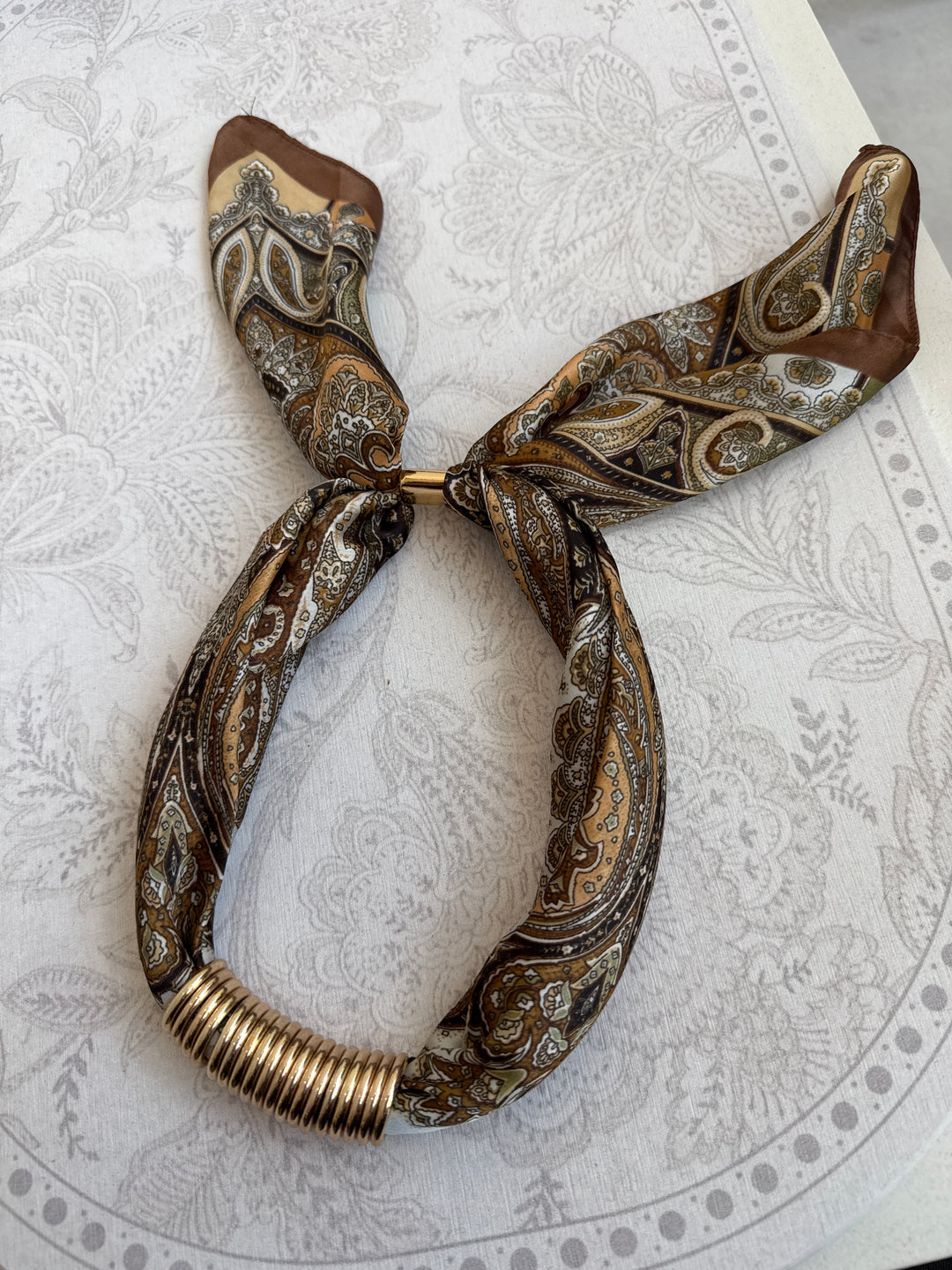 Collier foulard chaîne Choco/camel
