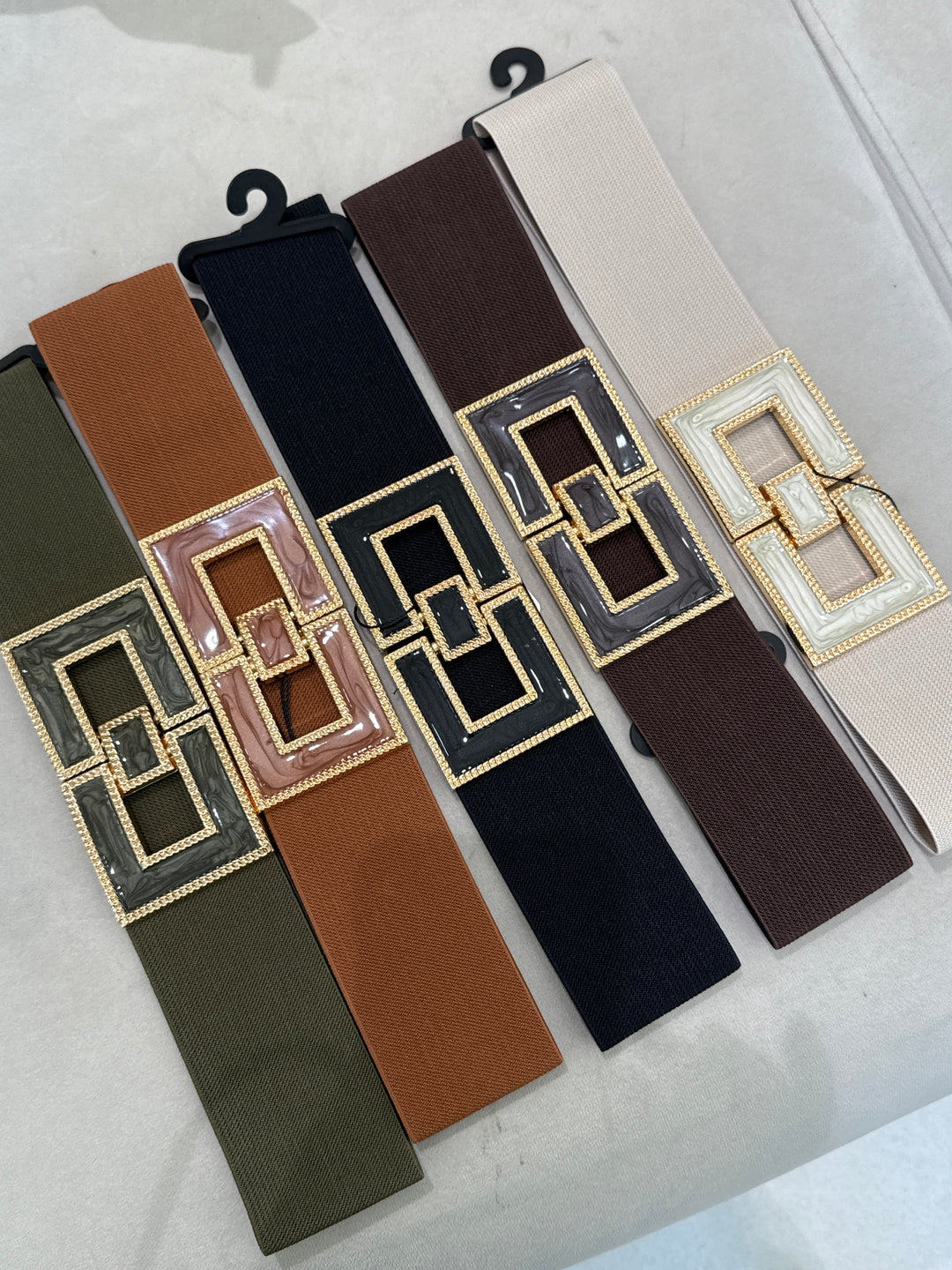 Ceinture noir métal or 749