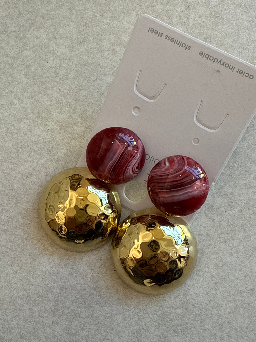 Boucles d’oreilles bordeaux