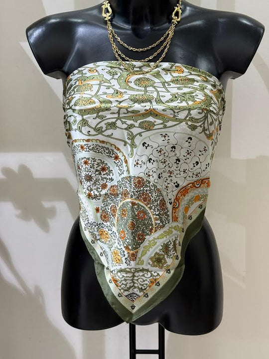 Petit Foulard carré N42