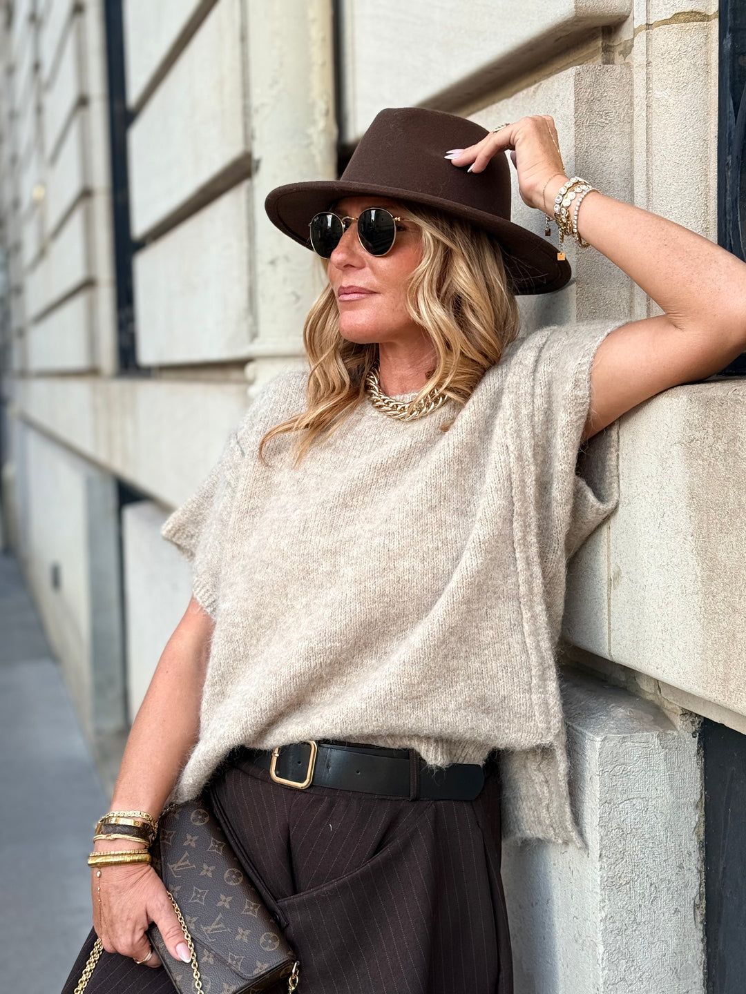 Pull LOOSE fentes cotes 8002