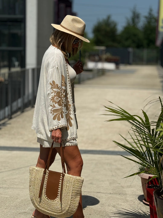 Ensemble brodé Camel 25SP064