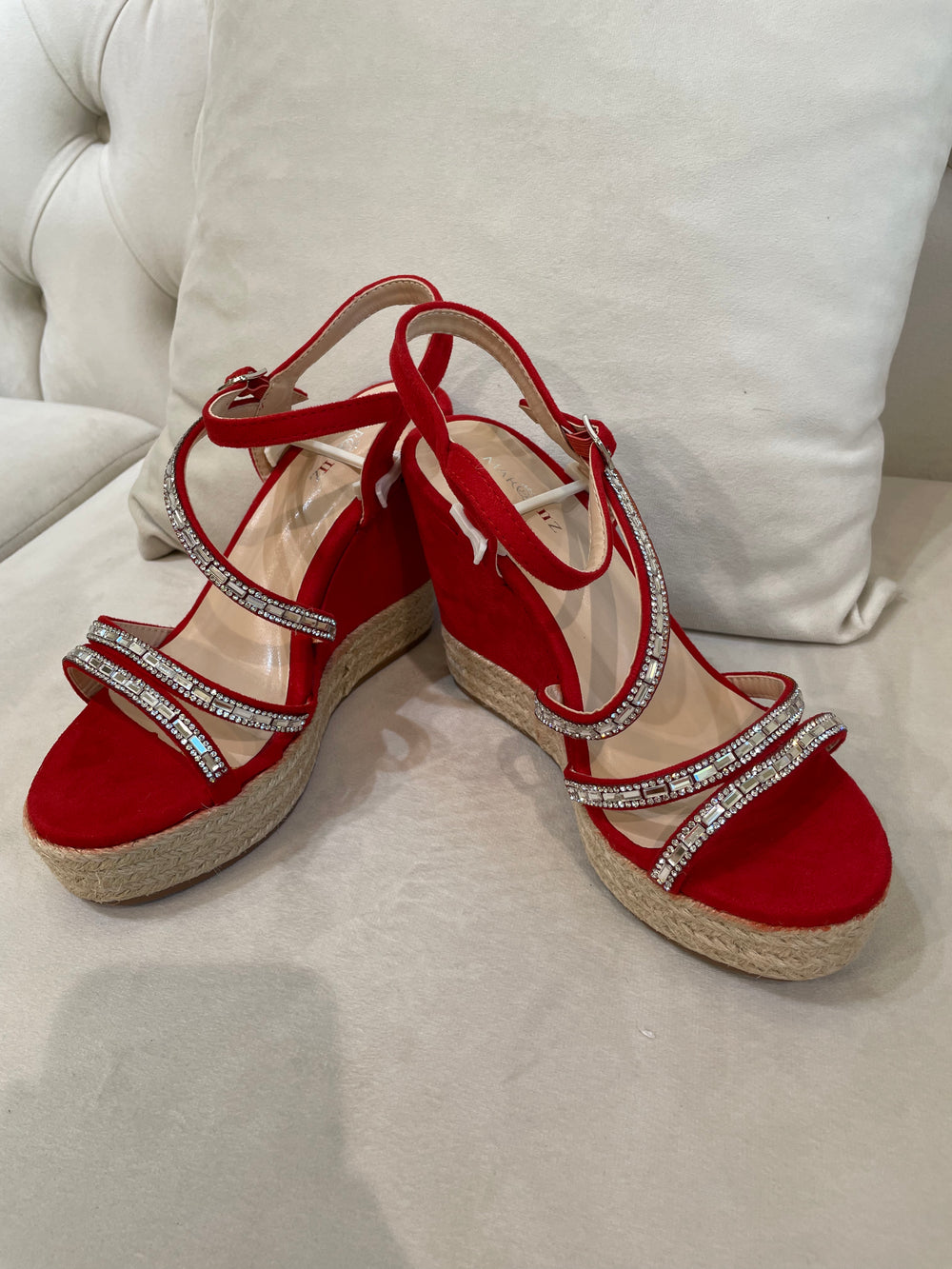 Sandales compensées rouge diamant