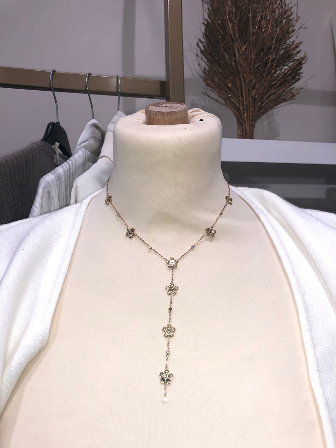 Collier fin fleur or