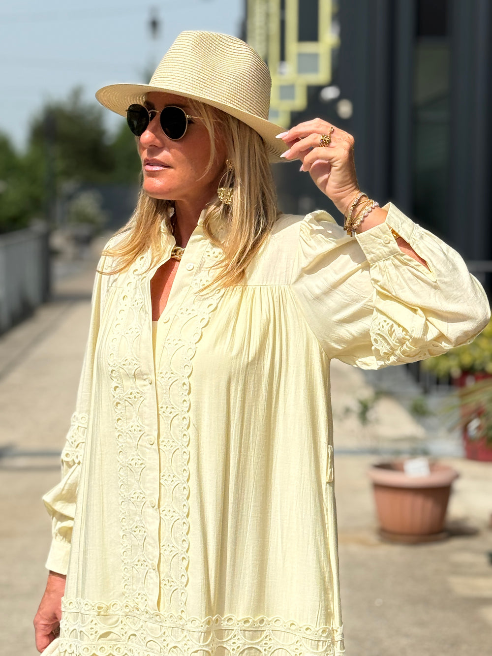 Robe jaune 1588