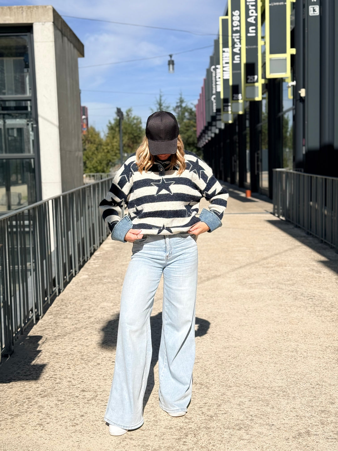 Pull étoiles jean bleu Lp013