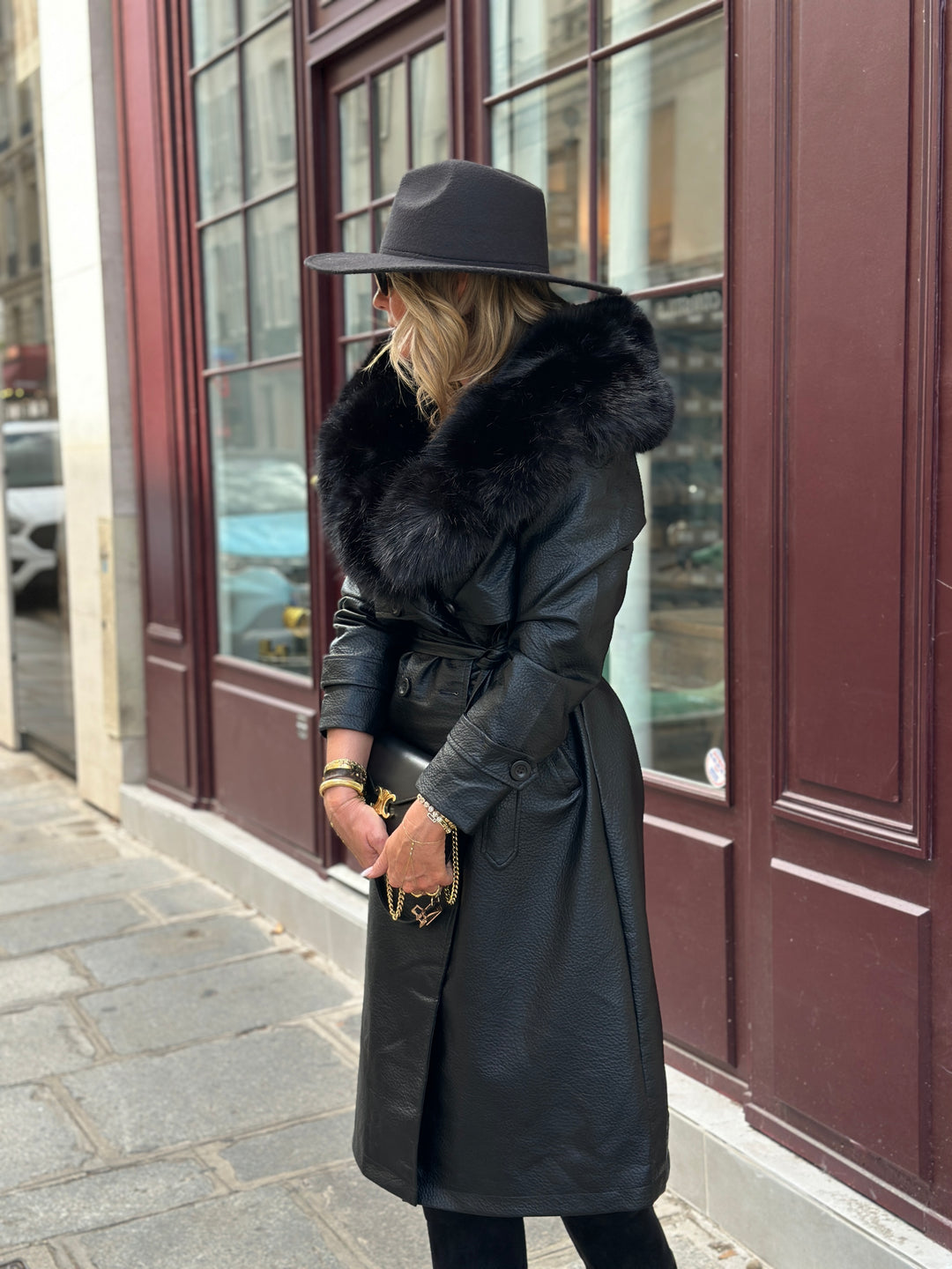 Trench long col fourrure noir 2184