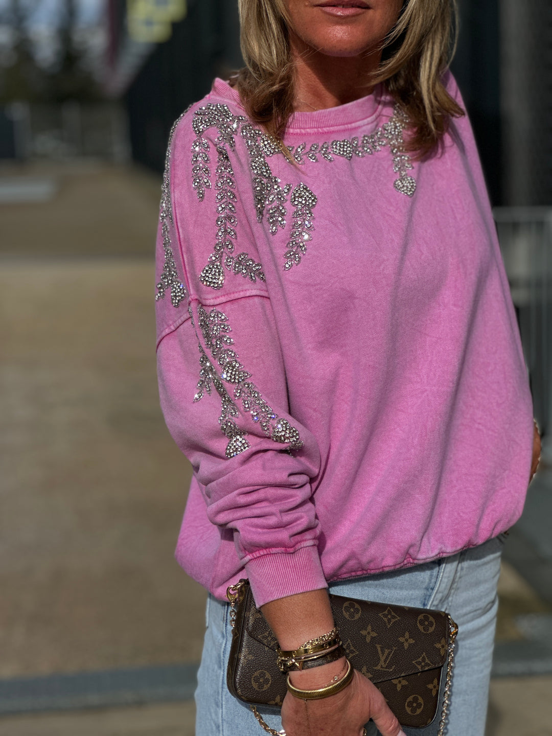 Sweat mauve bijoux