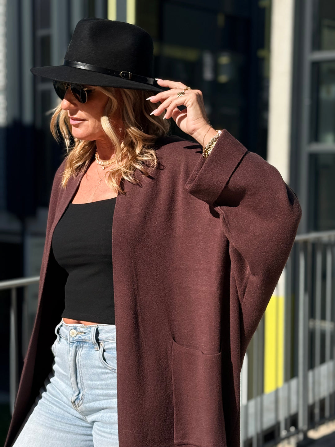 Gilet long bouton or B1713 Choco