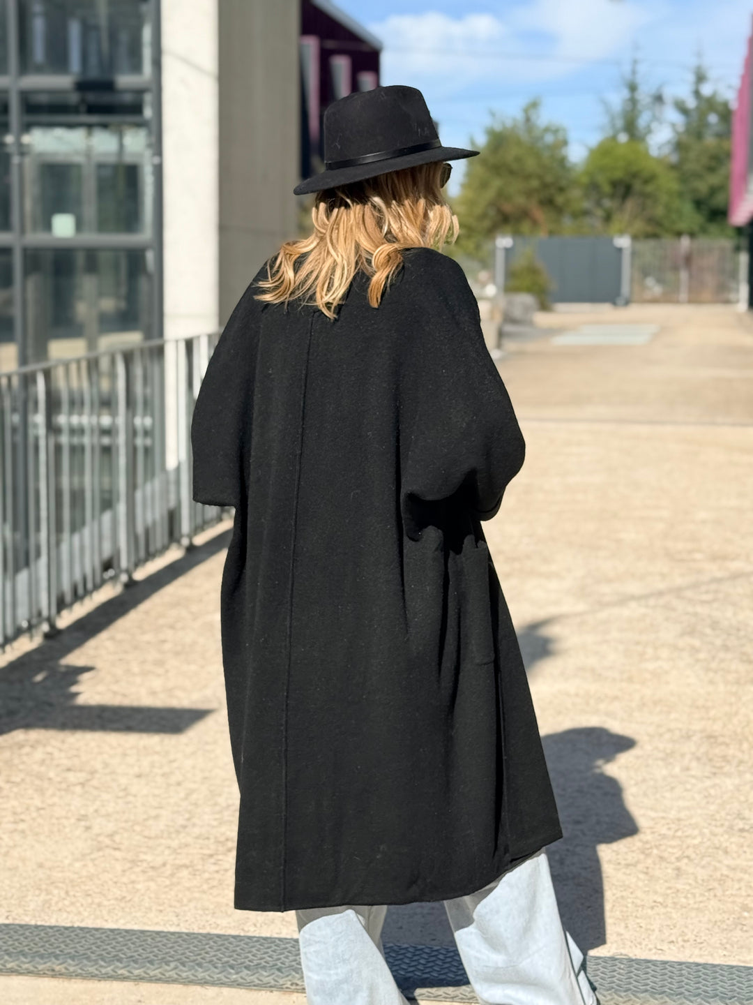 Gilet long bouton or B1713 Noir