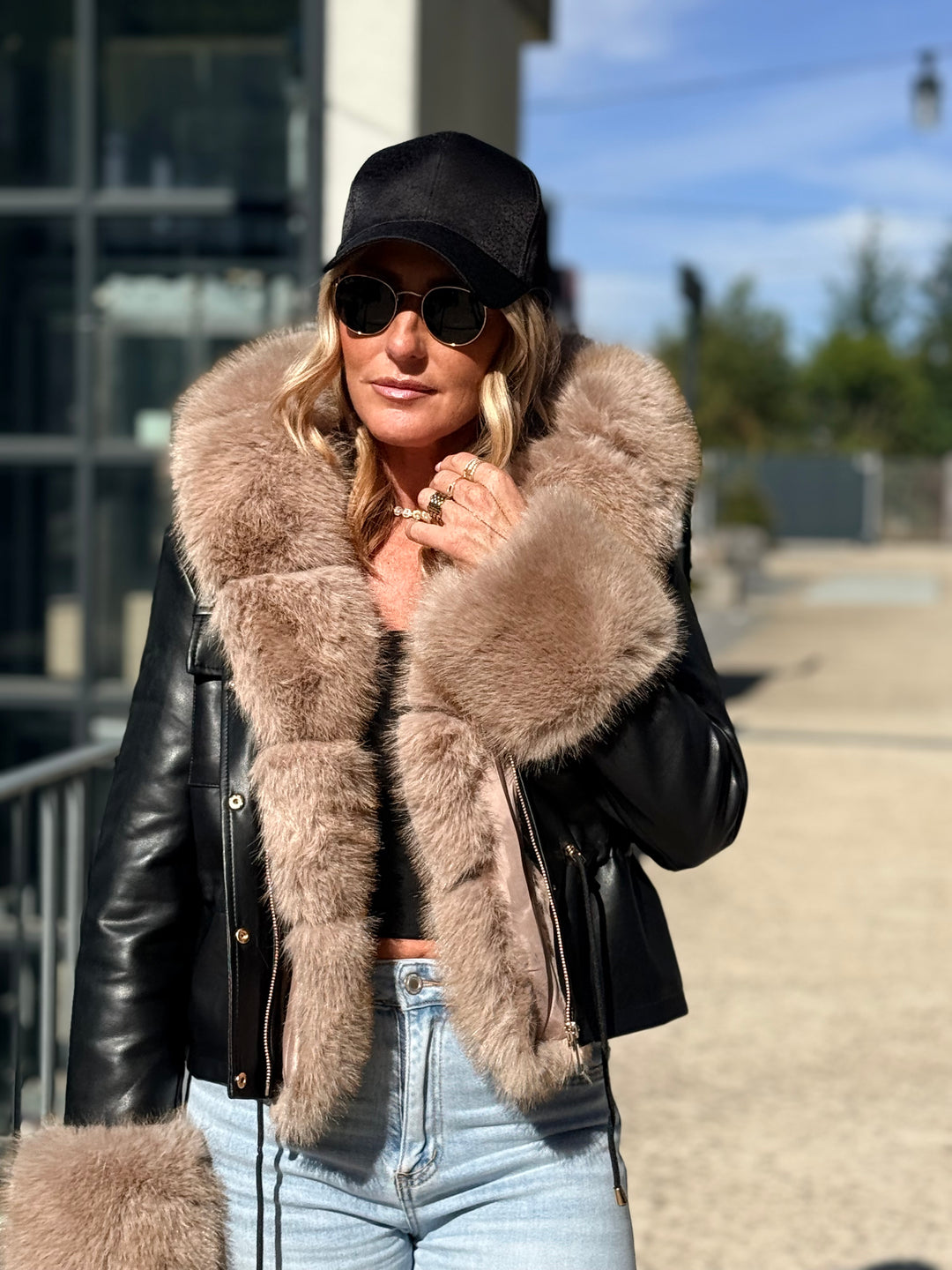 Veste similicuir Noir fourrure beige 202326