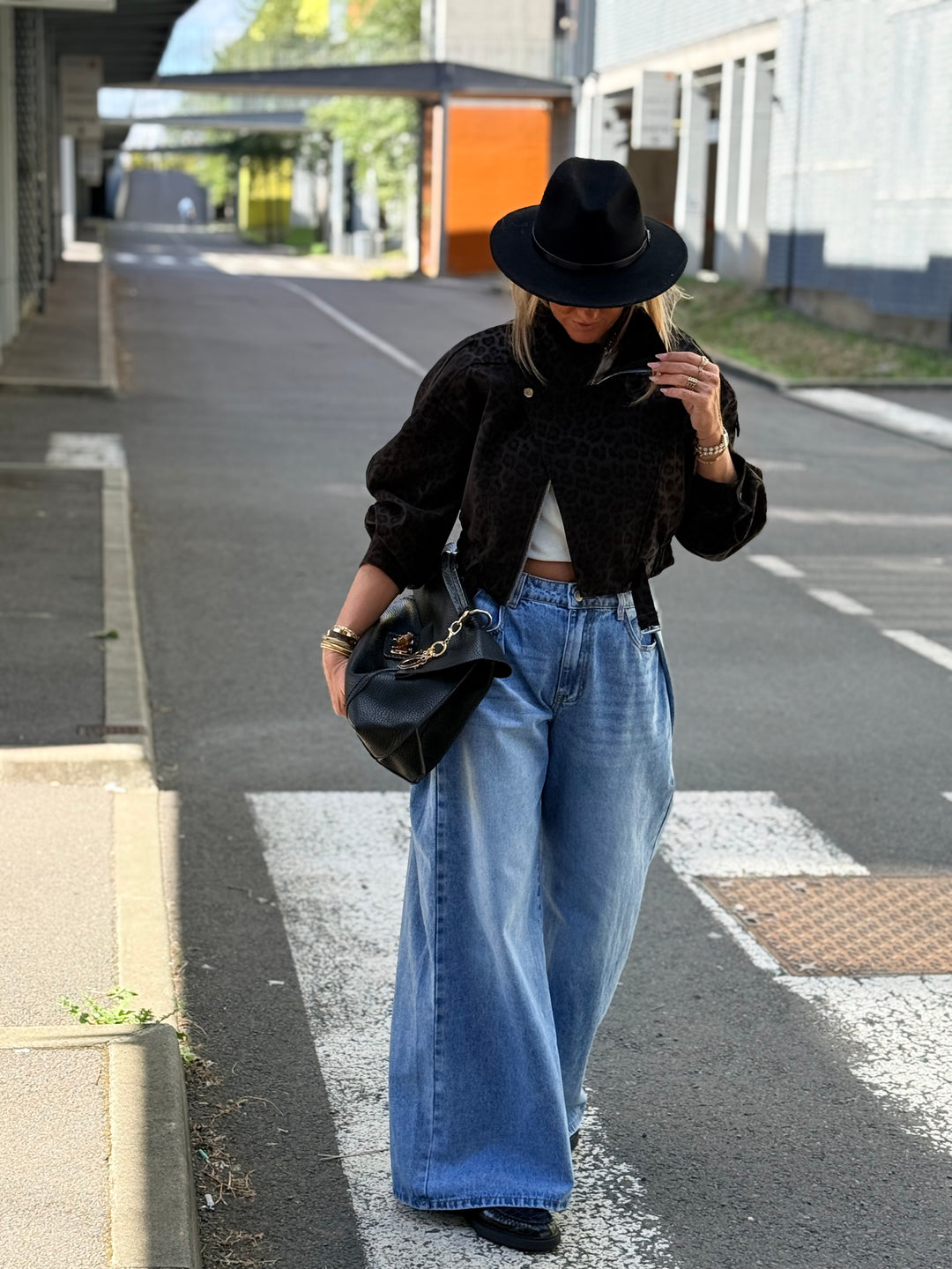 Veste similicuir léopard noir 8549