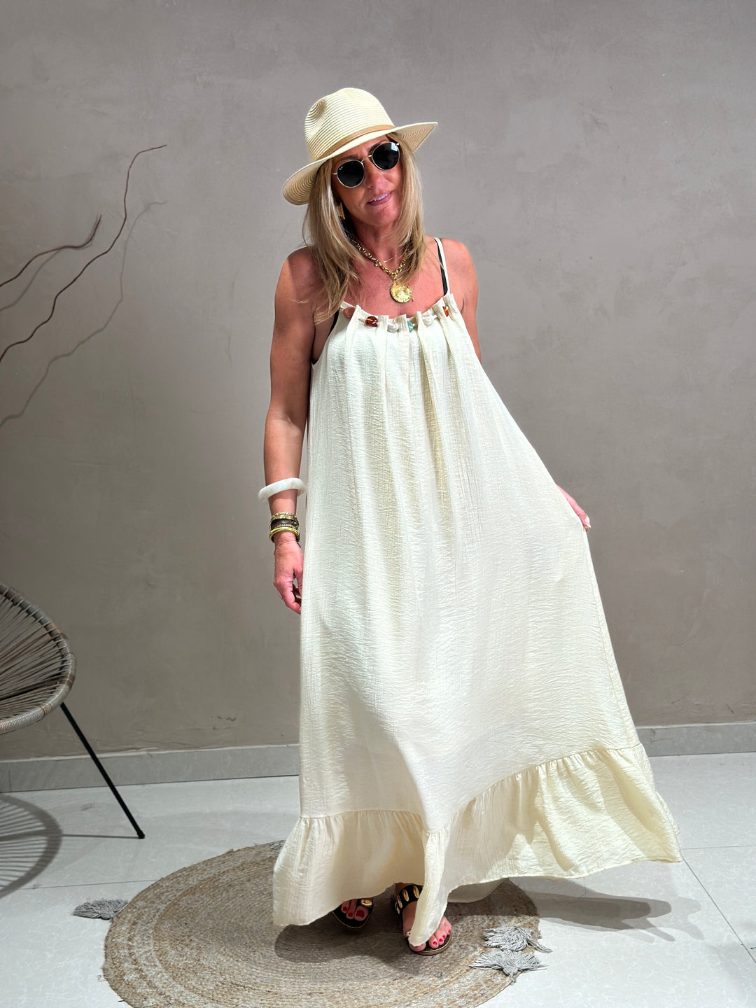 Robe longue col perles k6-08 Vanille beige