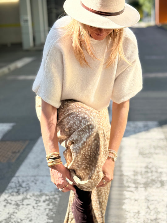 Pull beige simple