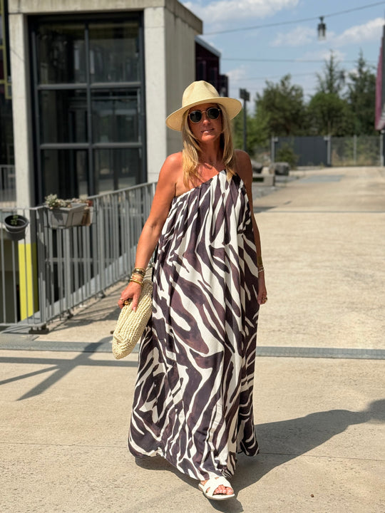 Robe zèbre manche d’un côté 9687
