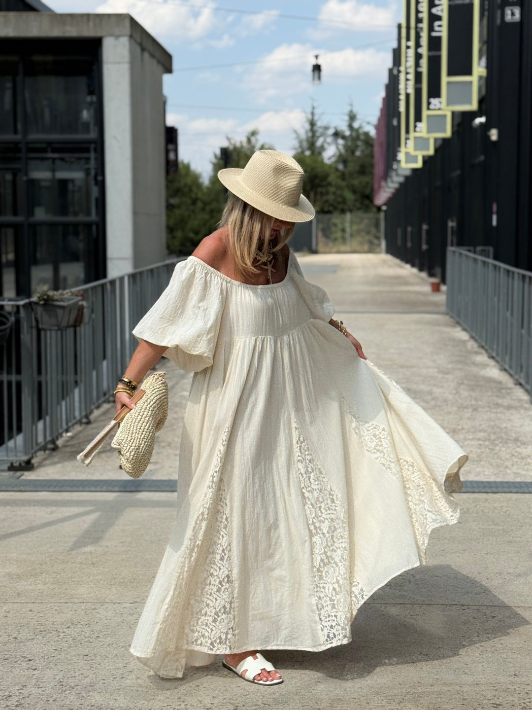 Robe nude dentelle NINA S/S26