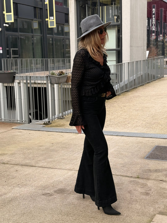 Top/gilet dentelle volant 0501