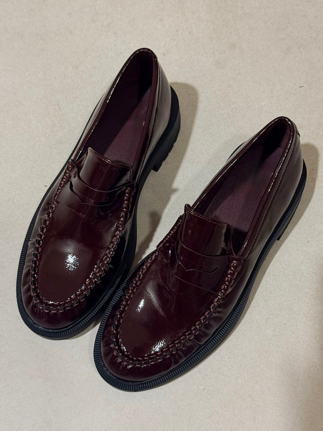Moccasin brillant Bordeaux (taille petit)