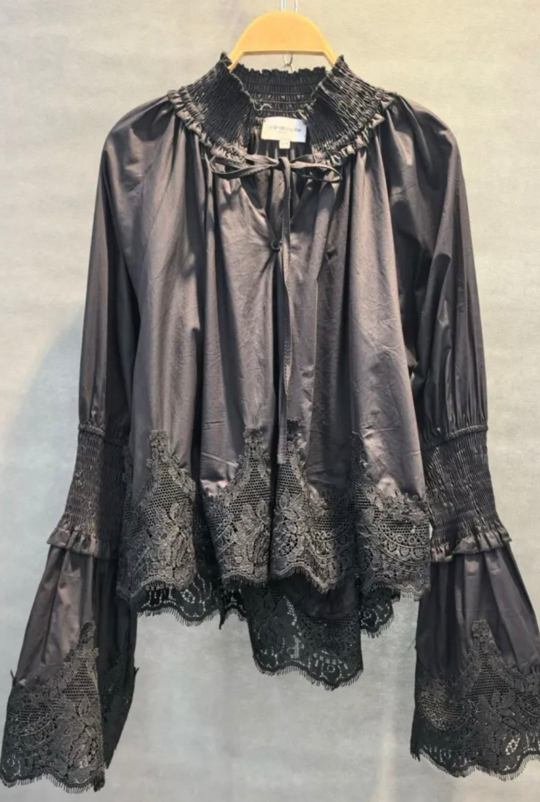 chemise manches dentelles volant 81567 Noir