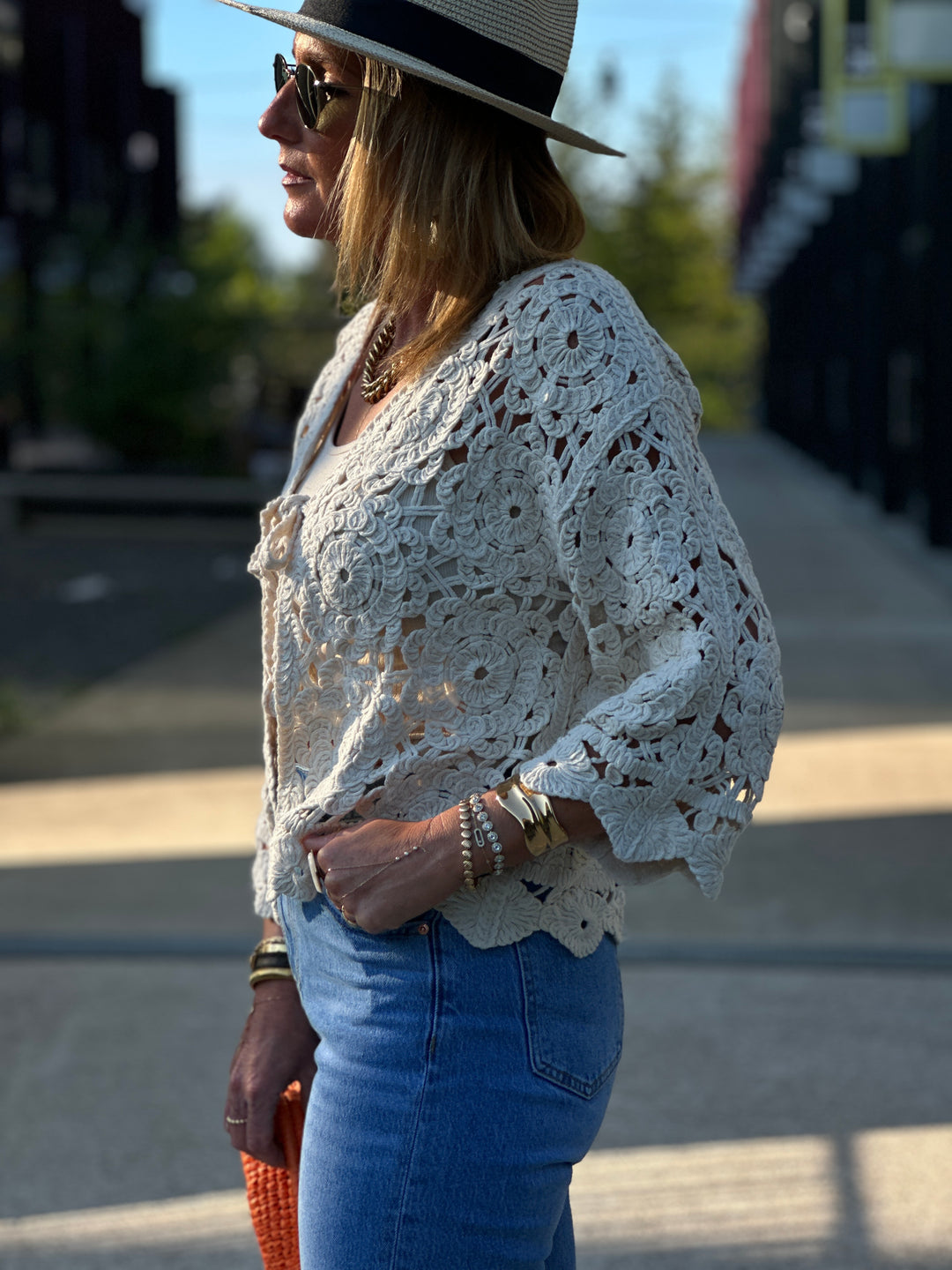 Gilet croche attaché beige