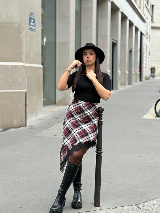 Jupe carreaux asymétrique dentelle Bordeaux/noir (precommande 5J）