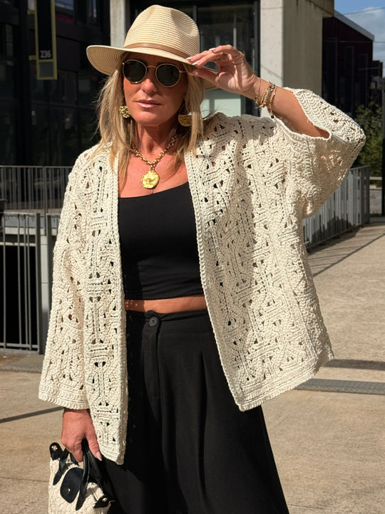 Gilet crochet aux perles beige (manches longues) 88062