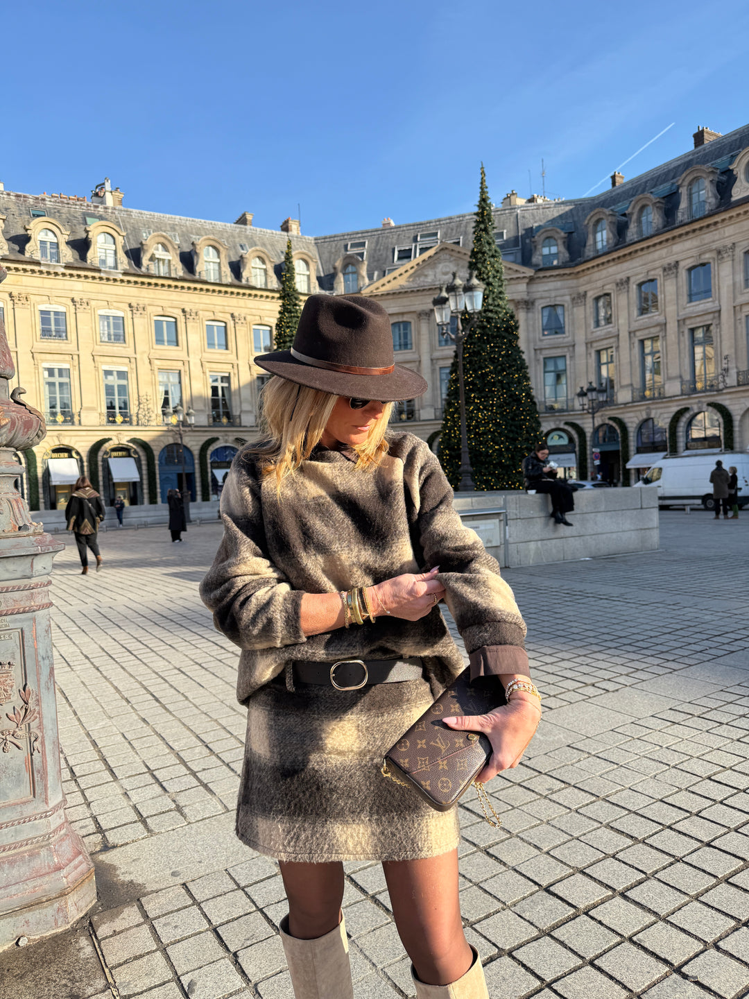 Pull carreaux laine 11522