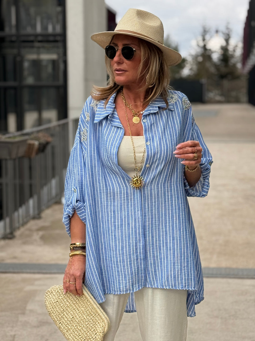 Chemise bleu rayure bijoux