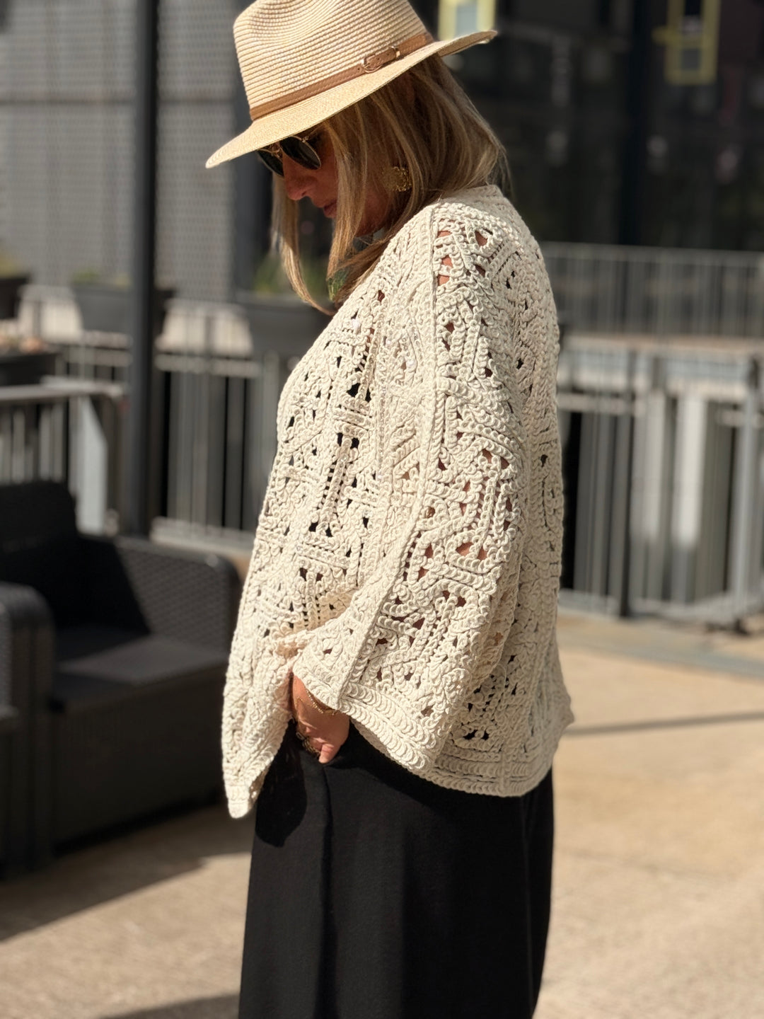 Gilet crochet aux perles beige (manches longues) 88062