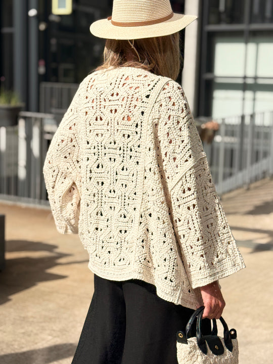 Gilet crochet aux perles beige (manches longues) 88062