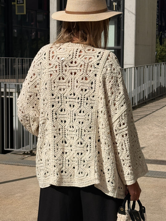 Gilet crochet aux perles beige (manches longues) 88062