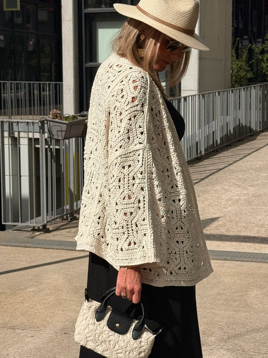 Gilet crochet aux perles beige (manches longues) 88062