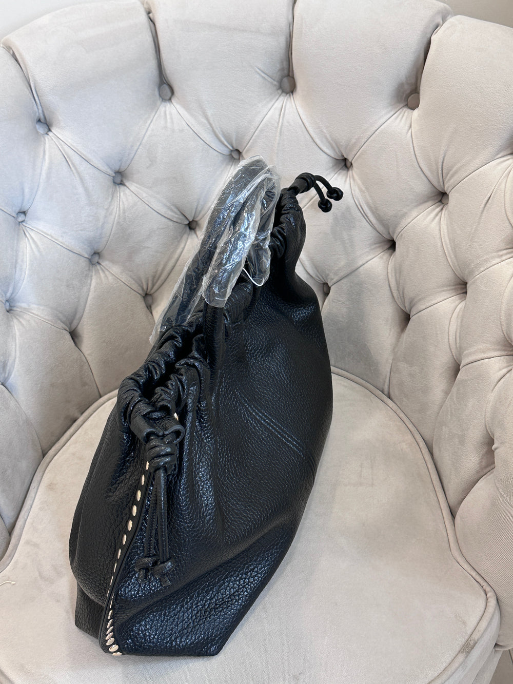 Sac grand format cloutés 1759 Noir
