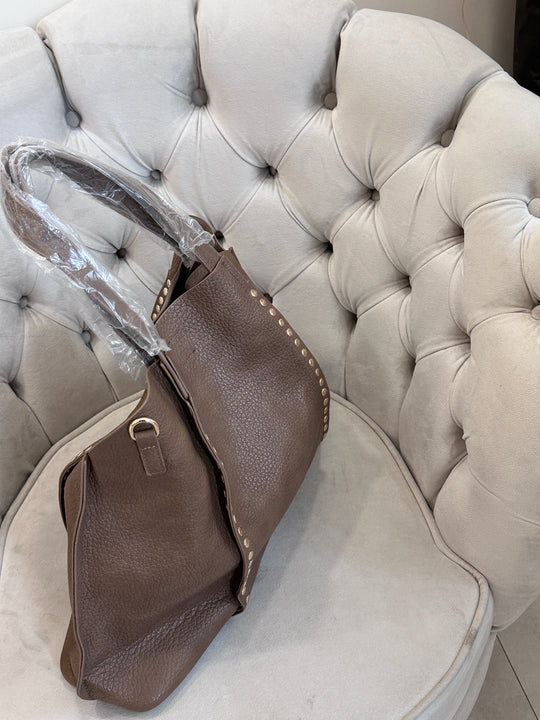 Sac grand format cloutés 1758 Taupe