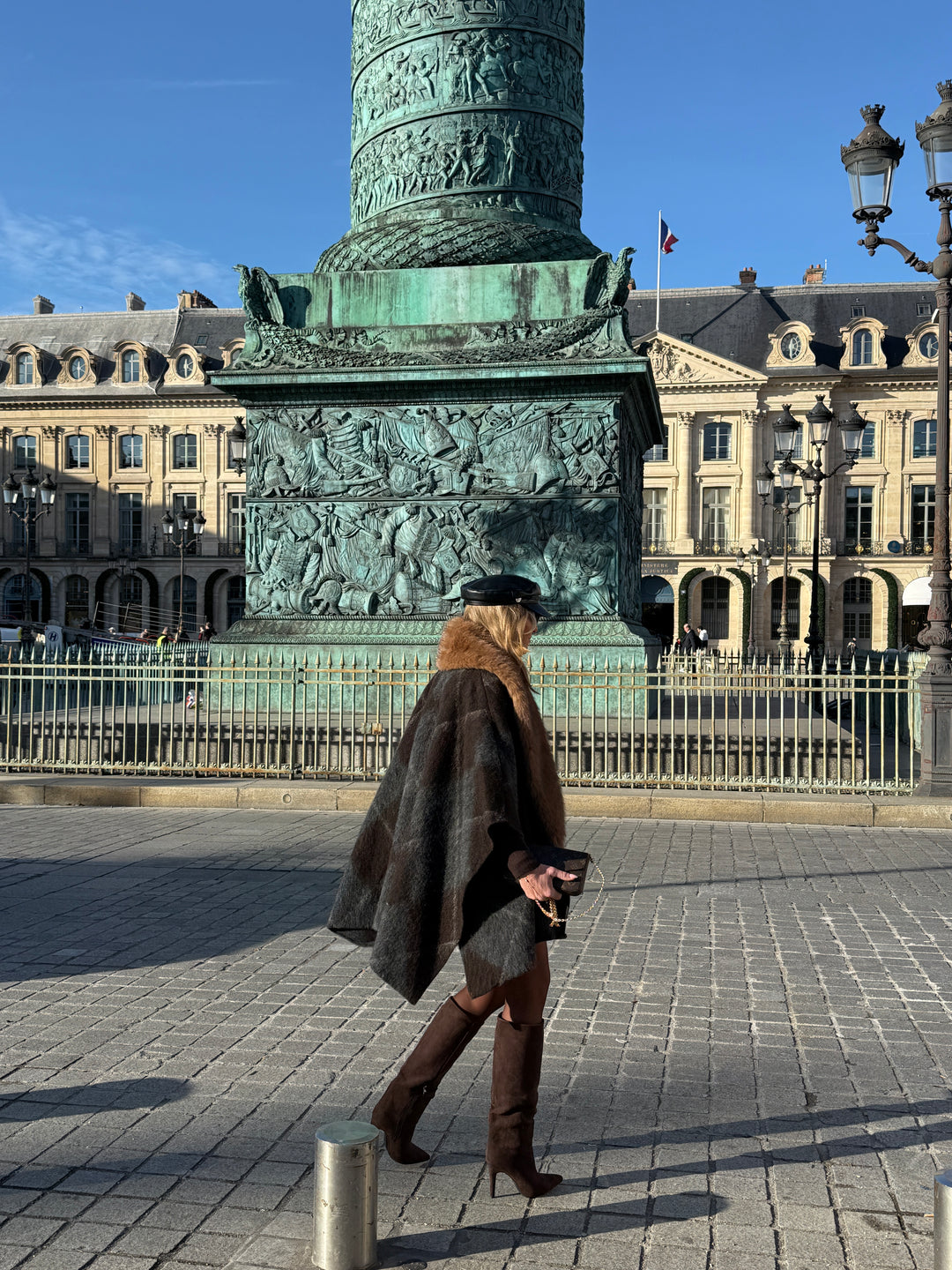 Cape fourrure carreaux gris 98825