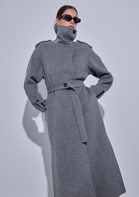 MANTEAU LONG COUSU MAIN gris 2002