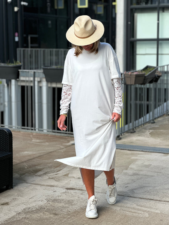 Robe longue manche dentelle