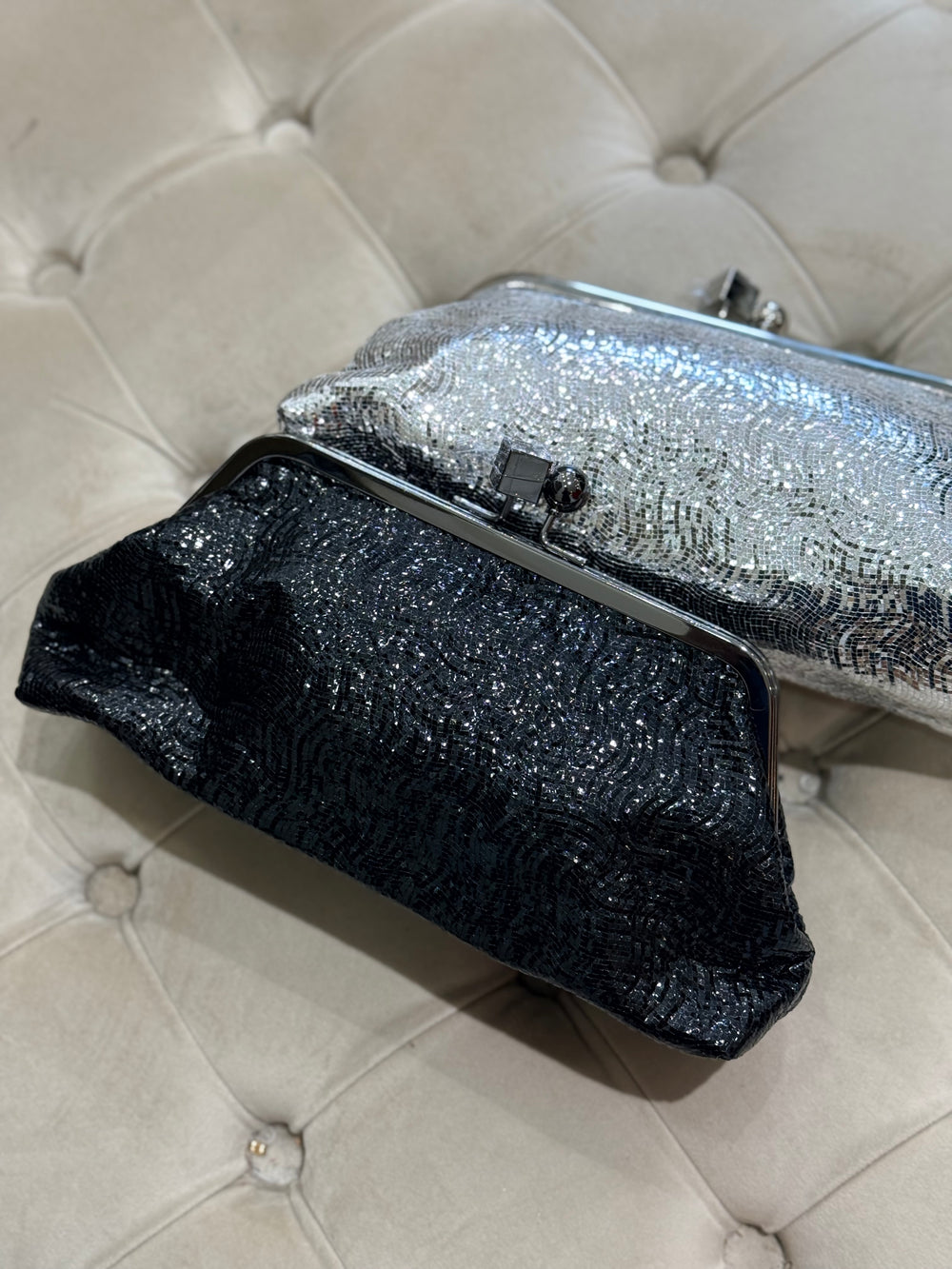 Pochette brillant clip