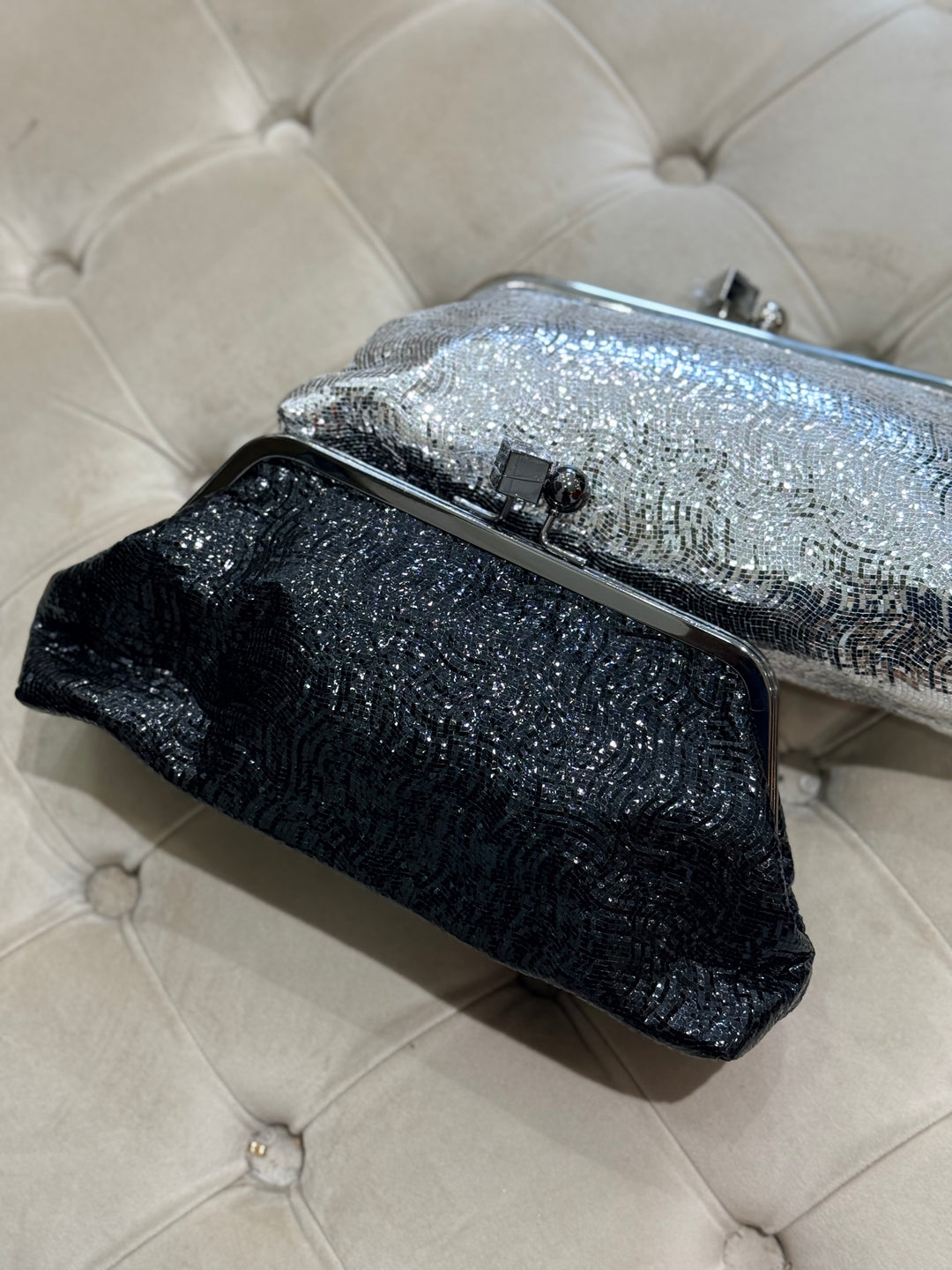 Pochette brillant clip