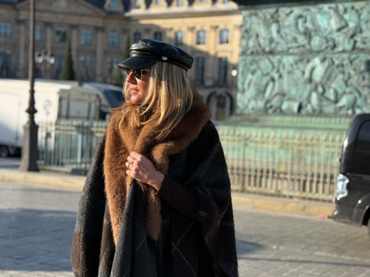 Cape fourrure carreaux gris 98825