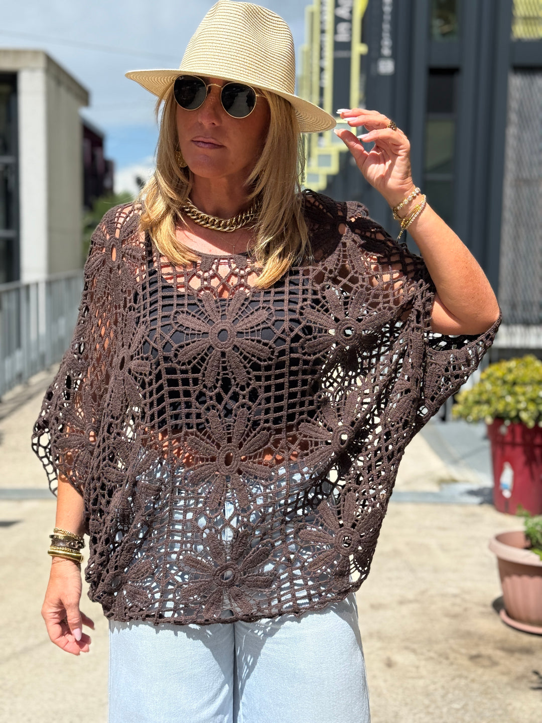 Top crochet CHOCO grosses fleurs 8050